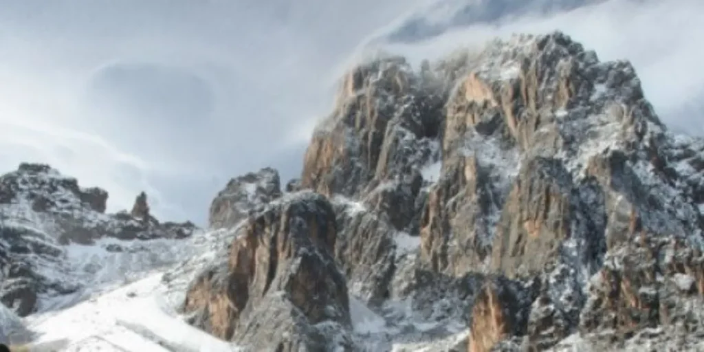 5 days Mount Kenya climbing tour