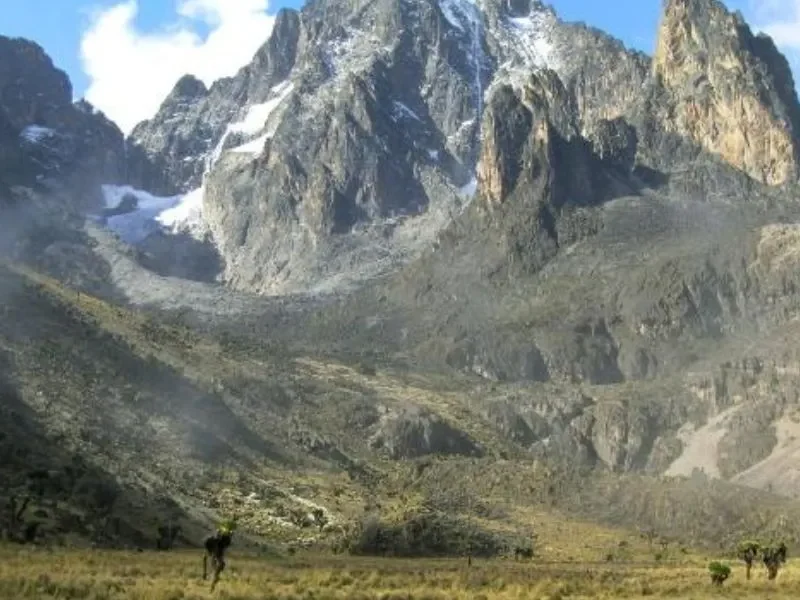 mount kenya hiking tours